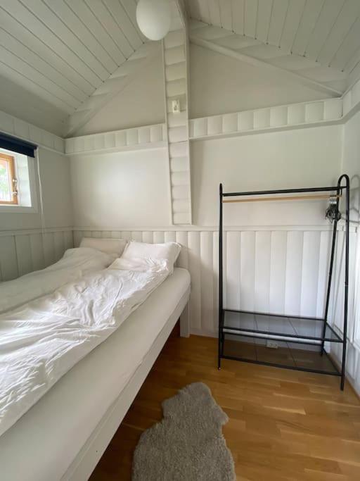 Urda The Little Red Cabin Lofoten מראה חיצוני תמונה